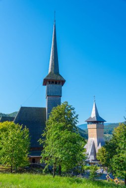 Romanya 'daki Barsana manastırında yaz günü