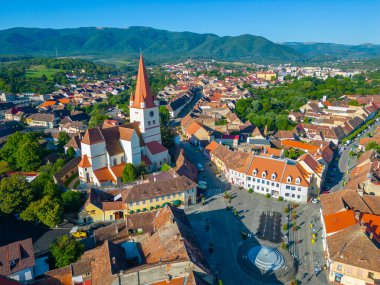 Cisnadie 'deki Aziz Walpurga Kilisesi manzarası