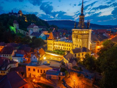 Romanya 'nın Sighisoara kentinin günbatımı manzarası