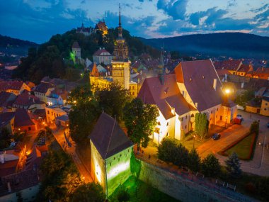 Romanya 'nın Sighisoara kentinin günbatımı manzarası