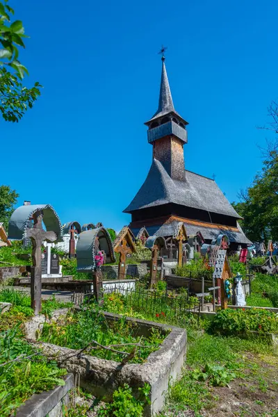 Romanya 'nın Ieud kentinde Bakire Doğumu Kilisesi