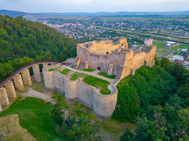 Romanya 'daki Neamt kalesinin Panorama manzarası