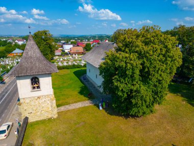 Romanya 'daki Arbore manastırında yaz mevsimi