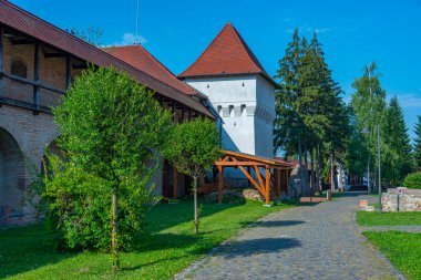 Romanya 'daki Targu Mures kalesinde yaz günü