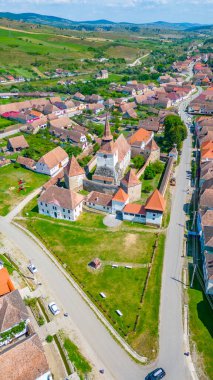 Rumen köyü Archita 'daki güçlendirilmiş kilise