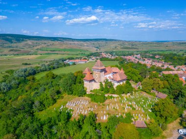Romanya 'nın Viscri köyündeki güçlendirilmiş kilise