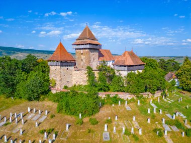 Romanya 'nın Viscri köyündeki güçlendirilmiş kilise