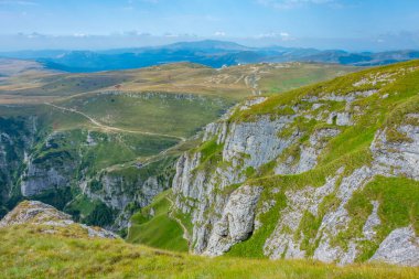 Romanya 'daki Bucegi dağlarında yaz günü