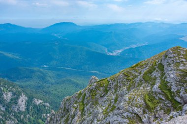 Romanya 'daki Bucegi dağlarında yaz günü