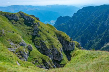 Romanya 'daki Bucegi dağlarında yaz günü