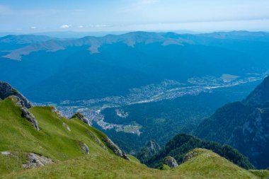 Romanya 'daki Bucegi dağlarında yaz günü