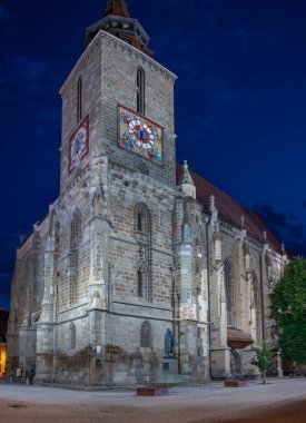 Romanya 'nın Brasov kentindeki Siyah Kilise' nin Gündoğumu