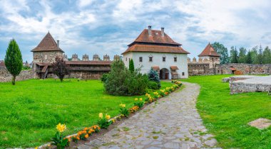 Lazarea, Romanya 'daki Lazar şatosunun manzarası