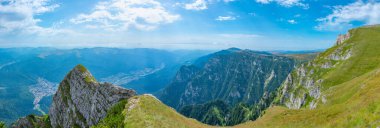 Romanya 'daki Bucegi dağlarında yaz günü