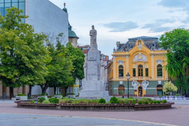 Sırbistan 'ın Subotica kentindeki şehir kütüphanesinin gün batımı manzarası