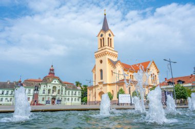 Sırbistan 'ın Zrenjanin kentindeki Özgürlük Meydanı