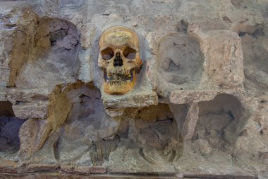 Sırp Nis kentinde Kafatası Kulesi