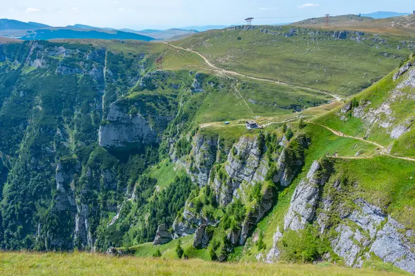 Romanya 'daki Bucegi dağlarında yaz günü