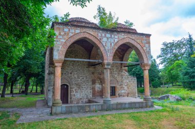Sırpça 'da Nis kalesindeki cami