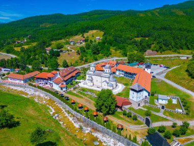Sırbistan 'daki Mileseva manastırı güneşli bir günde