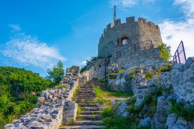 Sırbistan 'ın Uzice kentindeki Eski Şehir Kalesi