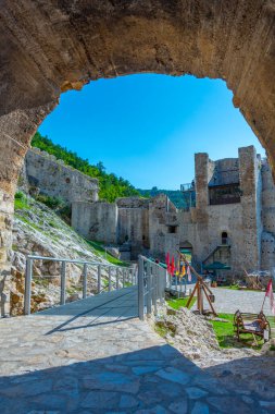 Sırbistan 'daki ünlü Golubac kalesi yaz boyunca
