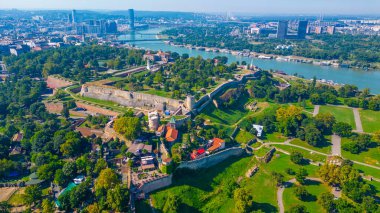 Sırbistan 'ın başkenti Belgrad' daki Kalemegdan kalesinin Panorama manzarası