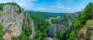 Sırbistan 'da Vratna kapılarının doğal manzarası