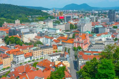 Slovenya 'nın başkenti Ljubljana' nın havadan görünüşü