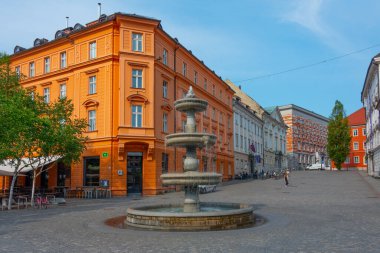 Ljubljana, Slovenya 'daki Novi trg' deki Ulusal ve Üniversite kütüphanesi