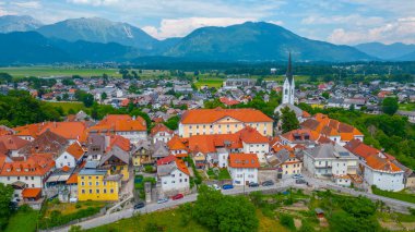 Slovenya 'nın Radovljica kentinin hava manzarası