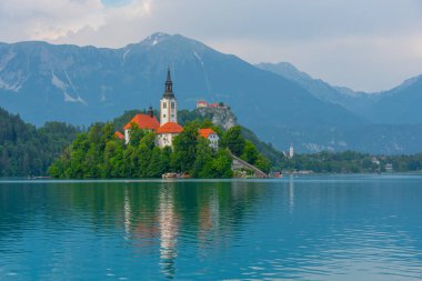 Slovenya 'da Maria Kilisesi ve Kanlı Kale Varsayımı