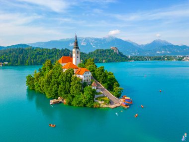 Slovenya 'da Maria Kilisesi ve Kanlı Kale Varsayımı