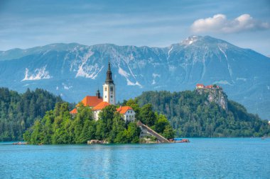 Slovenya 'da Maria Kilisesi ve Kanlı Kale Varsayımı