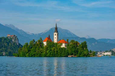 Slovenya 'da Maria Kilisesi ve Kanlı Kale Varsayımı