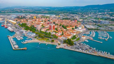 Slovenya 'nın Koper kasabasının hava manzarası