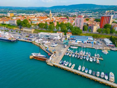 Slovenya 'nın Koper kasabasının hava manzarası