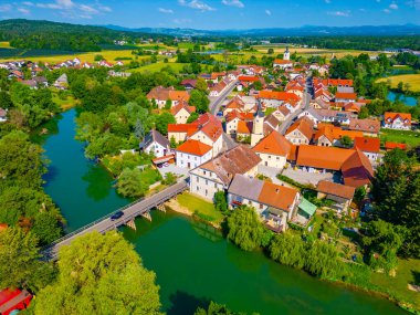 Kostanjevica na Krki 'nin Slovenya' daki hava manzarası