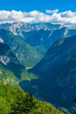 Slovenya 'daki Triglav ulusal parkına Supca bakış açısından bak