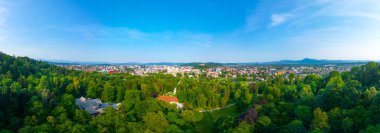 Ljubljana kalesi Slovenya başkentinin siluetine hakim