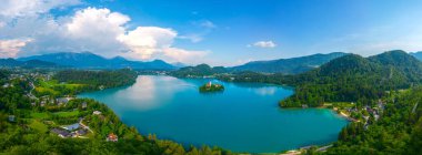 Slovenya lake Bled havadan görünümü