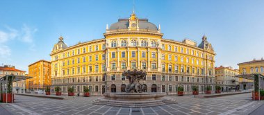 Piazza Vittorio Veneto İtalyan kasabası Trieste 'de