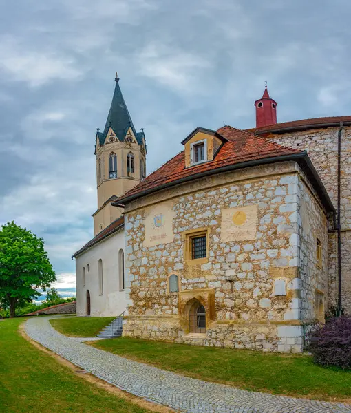 Slovenya 'nın Novo Mesto kentindeki Aziz Nicholas Katedrali