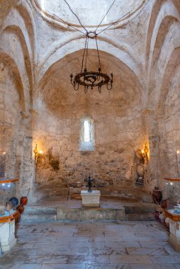 Kish, Azerbaycan, 13 Eylül 2023: Azerbaycan 'daki Kish Arnavut Tapınağının İçi