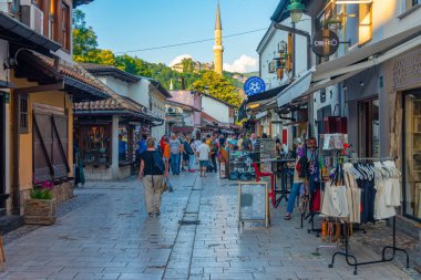 Saraybosna, Bosna-Hersek, 15 Temmuz 2023: Eski Saraybosna, Bosna-Hersek kentinde sokak