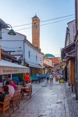 Saraybosna, Bosna-Hersek, 15 Temmuz 2023: Eski Saraybosna, Bosna-Hersek kentinde sokak