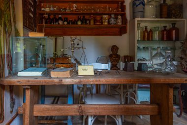 Banja Luka, Bosna-Hersek, 18 Temmuz 2023: Bosna-Hersek 'teki Ljubacke Doline etnik köyünün içi