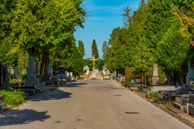 Zagreb, Hırvatistan, 30 Haziran 2023: Hırvatistan 'ın başkenti Zagreb' deki Mirogoj mezarlığı