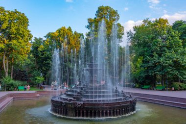 Chisinau, Moldova, 23 Ağustos 2023: Moldova başkenti Chisinau 'daki Büyük Central Park
