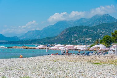 Karadağ Bar, 7 Temmuz 2023: Karadağ 'ın Bar kentindeki bir plajda yaz günü